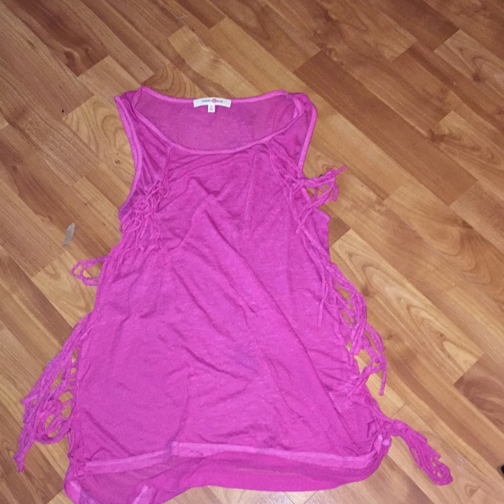 Pink tank top shirt